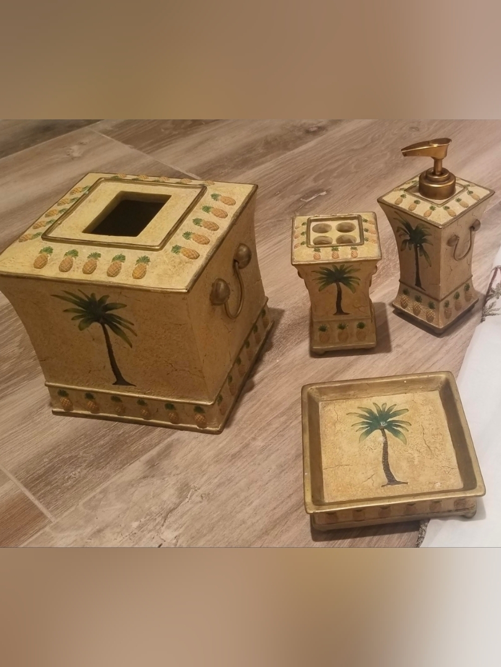Tropical Palm Tree Bathroom Accessories 4 Piece Set - Picture 6 of 9